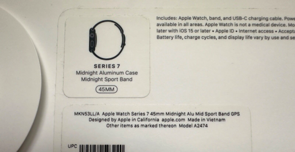 Apple Watch Series 7 45mm Midnight Aluminum - Midnight Sport Band - Image 2