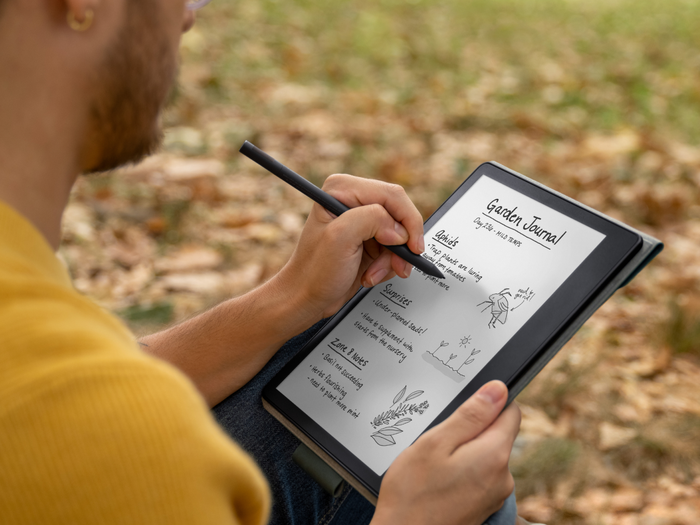 Amazon Kindle Scribe: E-Reader or Note-Taking Powerhouse?